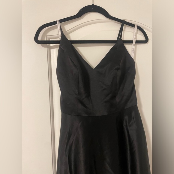 Black V-Neck size small maxi dress with Pockets - Picture 2 of 5